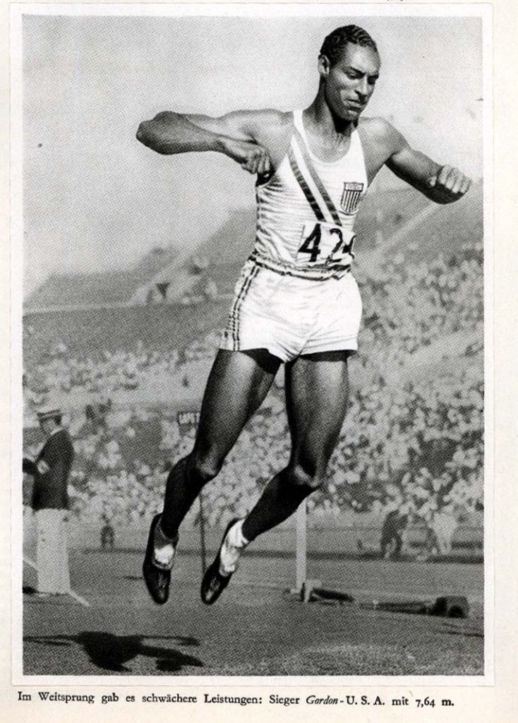 1932_Olympics_Weitsprung